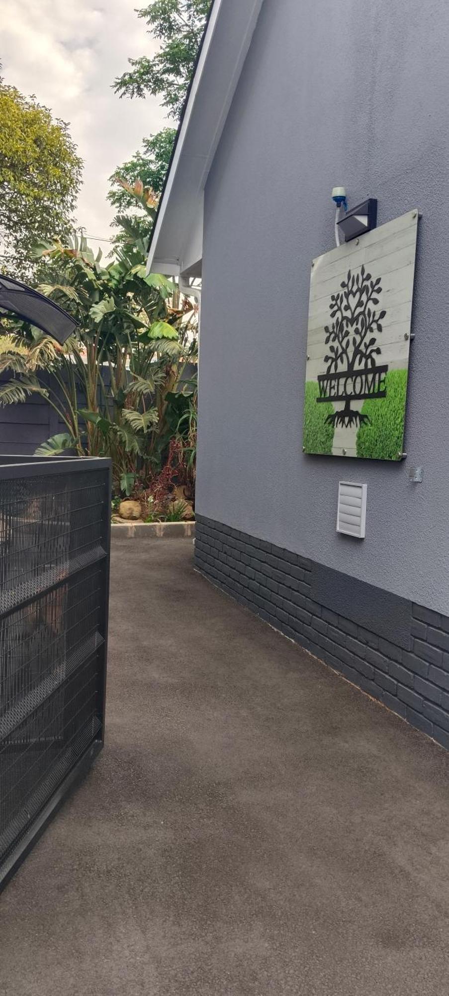 Utopia Guest House อัลเบอร์ตัน ภายนอก รูปภาพ